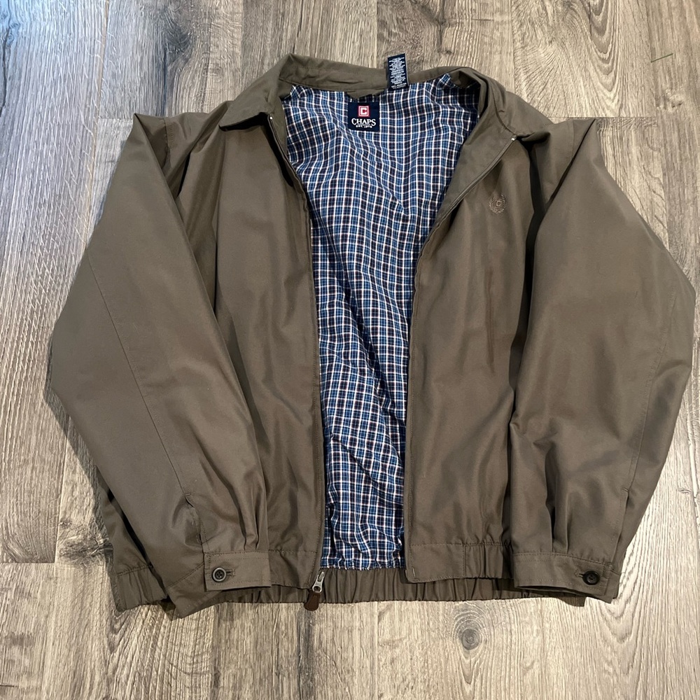 Men’s Chaps full zip jacket. XL. Like new. Excellent condition